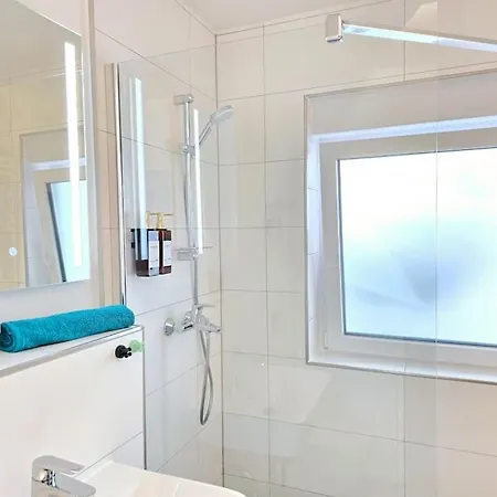 公寓 Urban Jungle Riesiger Balkon Parken Arbeitsplatz *